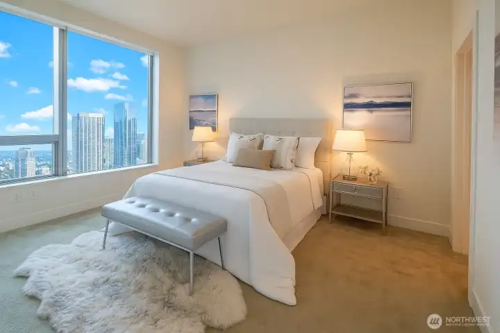 2908 - Spacious bedroom Suite