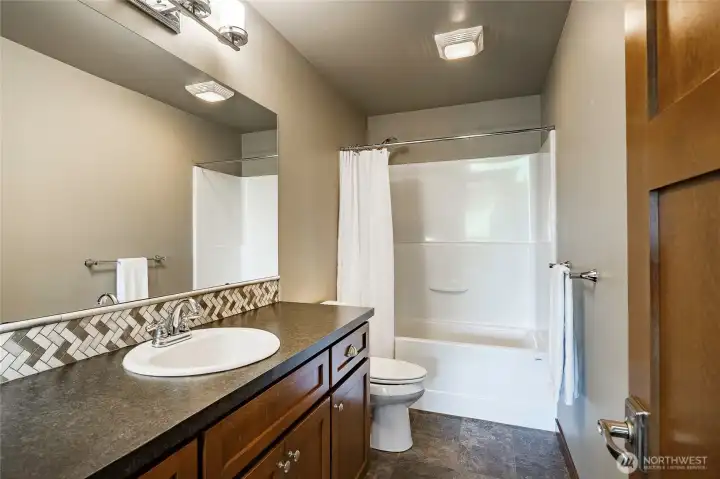 Full bathroom upstairs. Full bathroom upstairs.