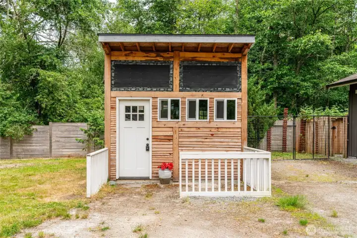 Garden/storage shed