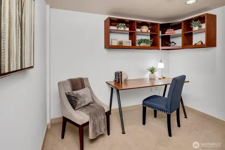 Den with Built-in's