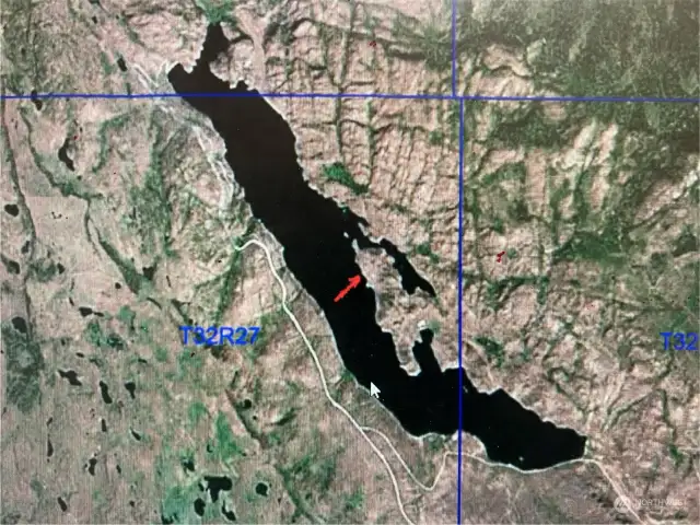Omak Lake.  Down lake view to halfway point (arrow).