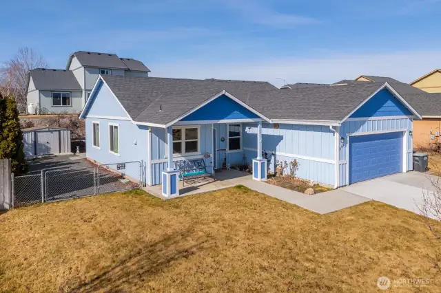 Freshly painted 3 bedroom 2 bath home. Charming and Cozy!