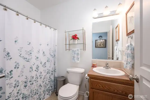 Guest Bath.