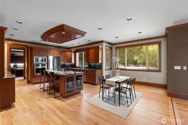 Entertainers dream kitchen, ready for hosting holidays and events!