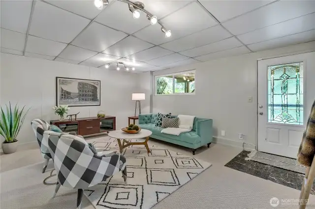 Separate outside entrance to lower level offers rental potential