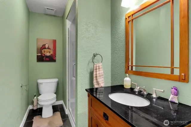 Lower level 3/4 bath