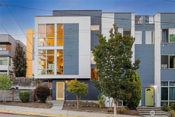 Welcome to Judkins Park! 2510 S Dearborn St, built in 2013, blends modern style, comfort, and convenience across four levels.