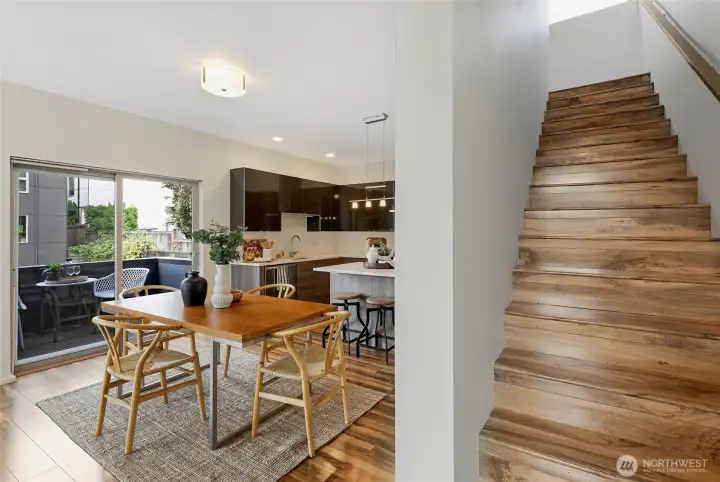 Now let’s head upstairs to the 3rd floor, where you’ll find two bedrooms, their en-suite baths, and a convenient laundry closet.