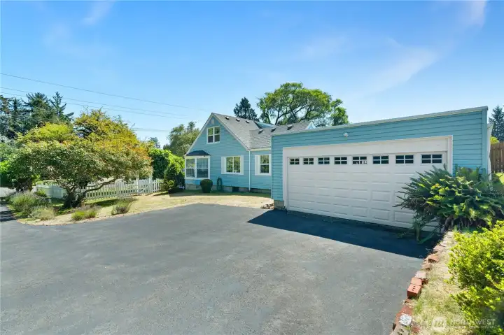 2 Car Garage with Shop