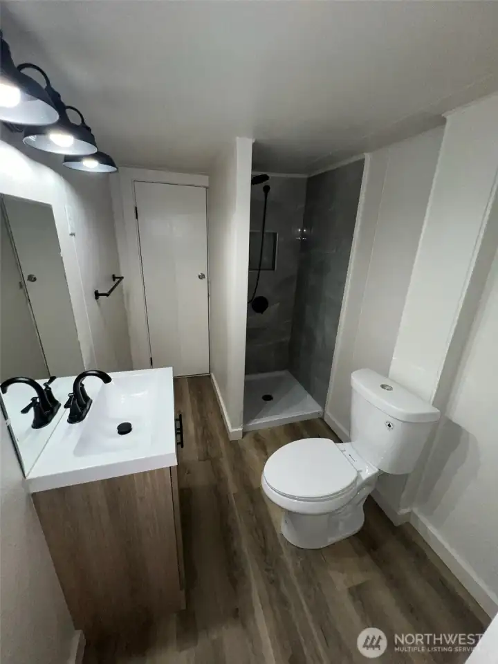 Upstairs bedroom 4