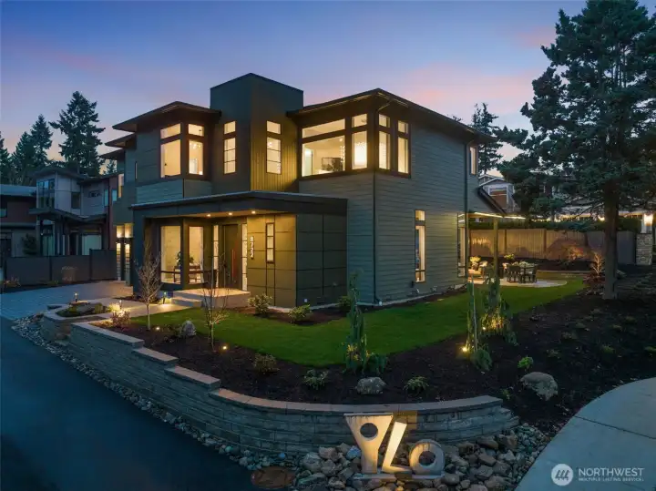 Welcome to YOLO Where Boutique Living, Modern Appeal, & The Best of Kirkland Rose Hill Come Together.