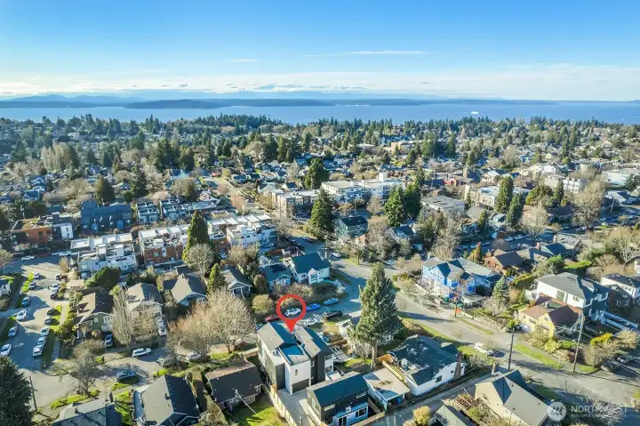 Stroll to California Ave to find shops, restaurants, and more!