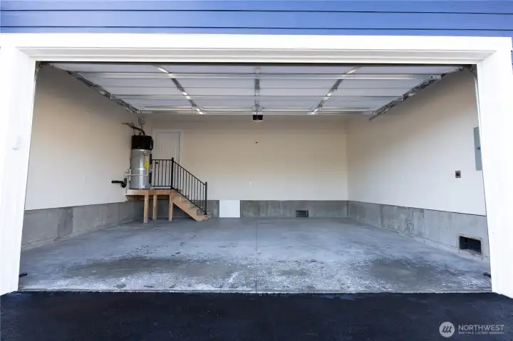 Vaulted 2 car garage