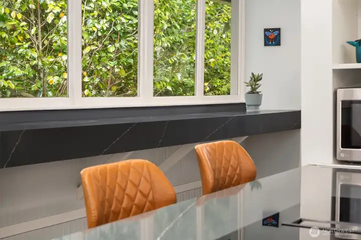 Space to Eat in the Kitchen and Window/Bar Seating
