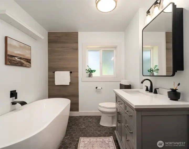 Upper level bathroom