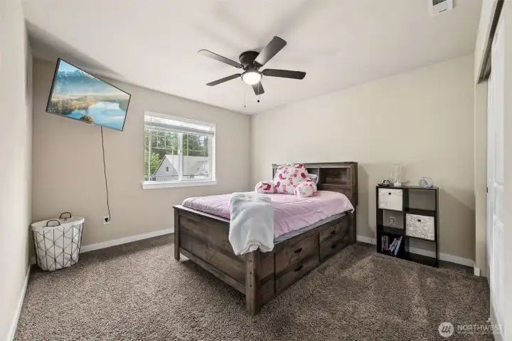Large 4th Bedroom