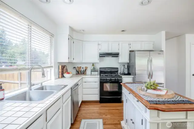 All appliances stay.