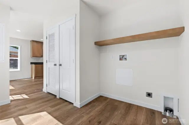 Laundry room off kitchen