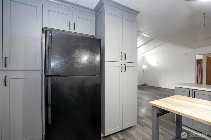 Enjoy the convenience of extra cabinet space in the kitchen!
