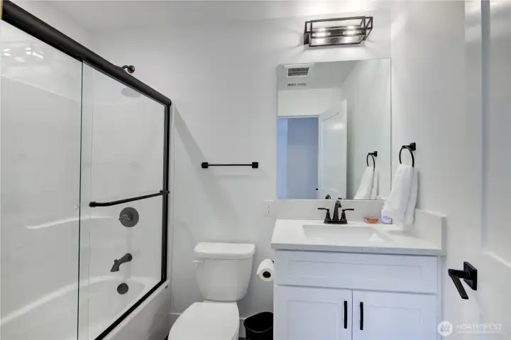 2nd bedroom has a full bath, the bathroom configuration and colors are the same in both homes