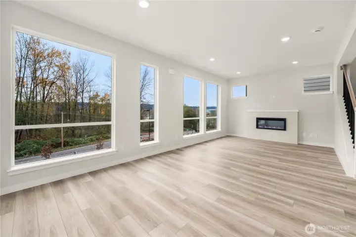 Photo of same plan, another home