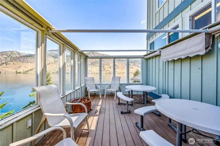 Annex Deck and Lounge Area