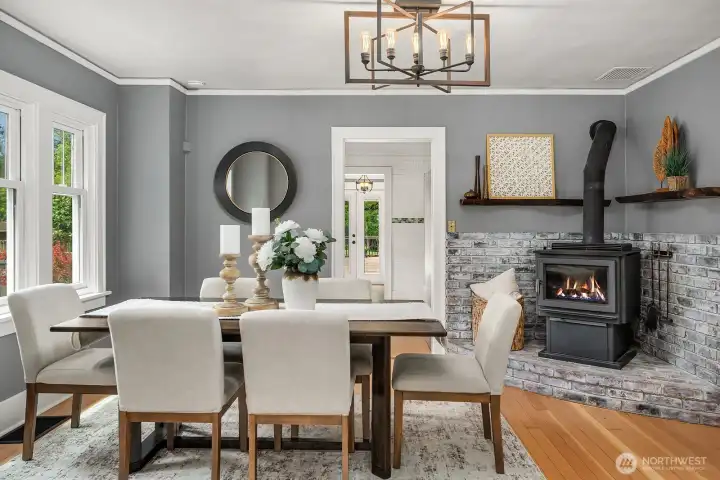 Lovely dining room.