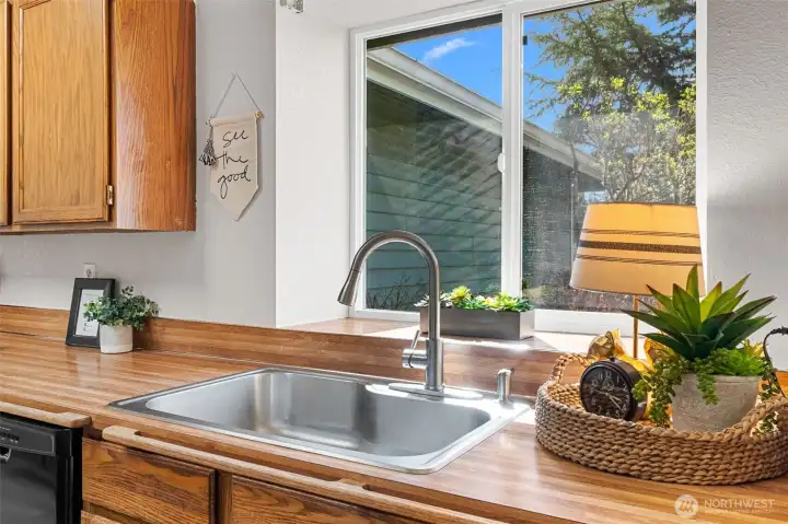 Beautiful views of the green space from the kitchen