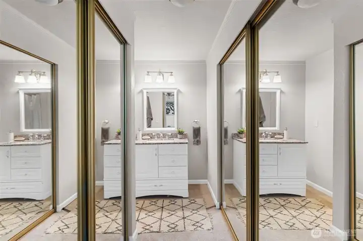 Dual Primary Closets