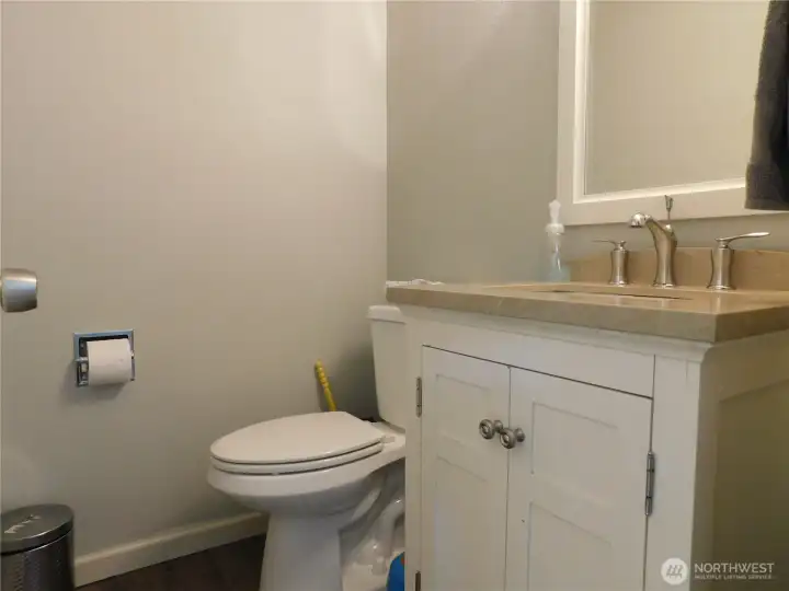 1/2 bath