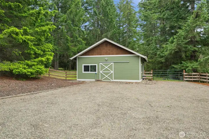 20x25 pony barn