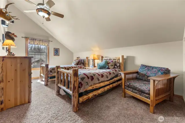 Upstairs bedroom, with two twin beds.