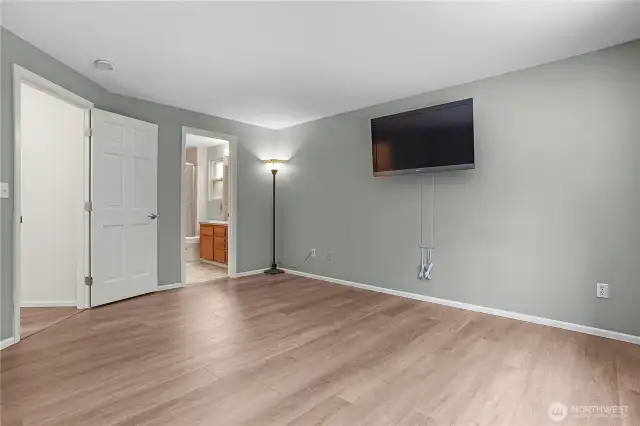 Primary Ensuite!