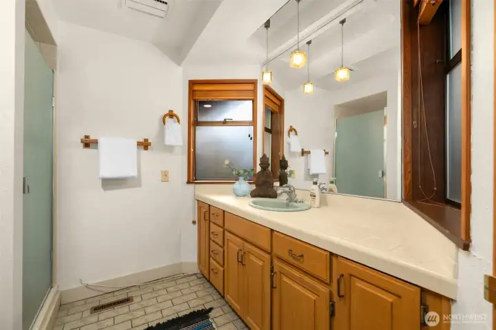 Ensuite Bathroom