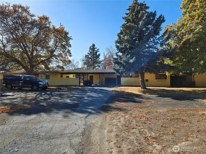 Front view of both units from driveway