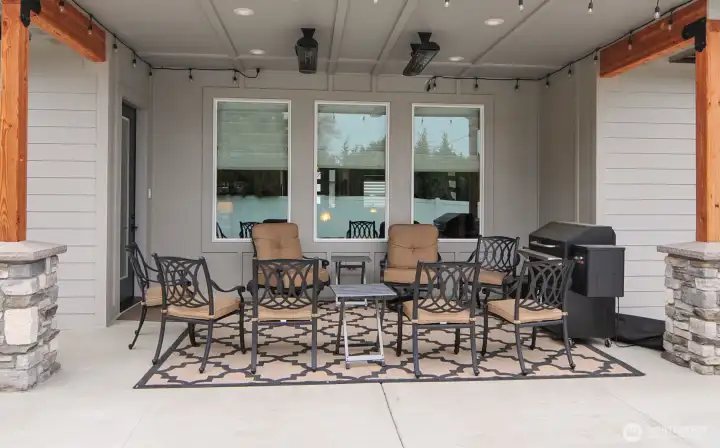 COVERED PATIO WITH HEATERS