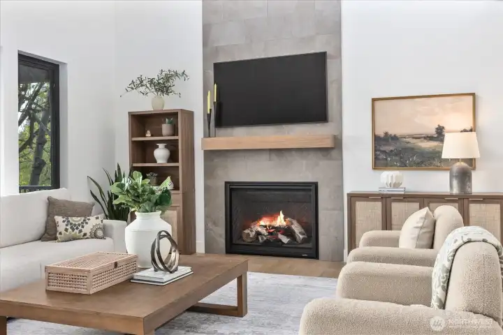 Warm gas fireplace