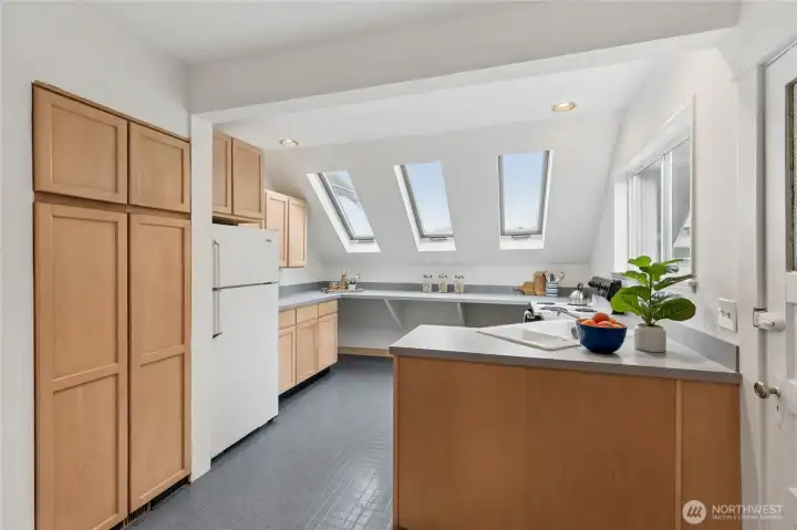 Could be turned into a beautiful primary suite with vaulted ceilings and deck.
