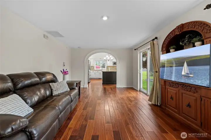 Living space towards kitchen Living space towards kitchen