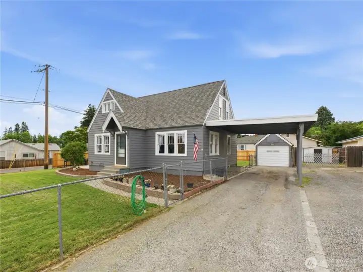 Driveway/parking