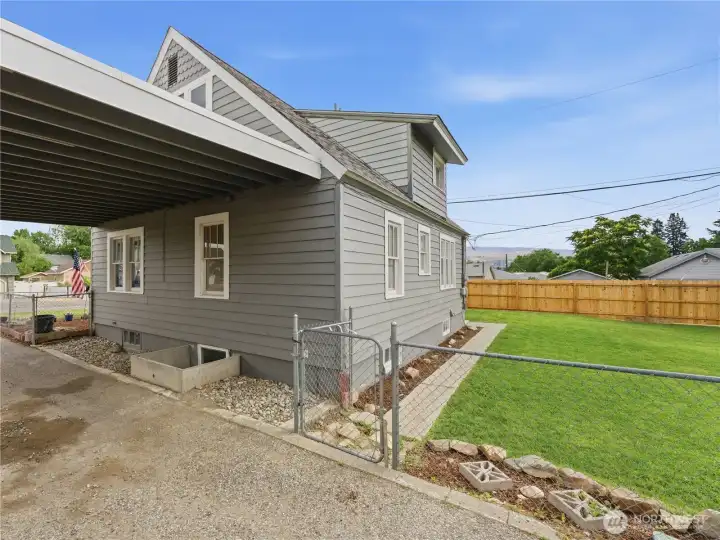 Carport