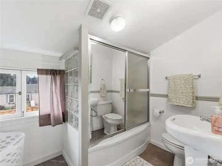 Upper level bathroom