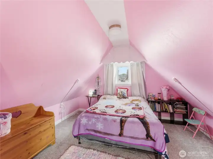 Upper level bedroom #4