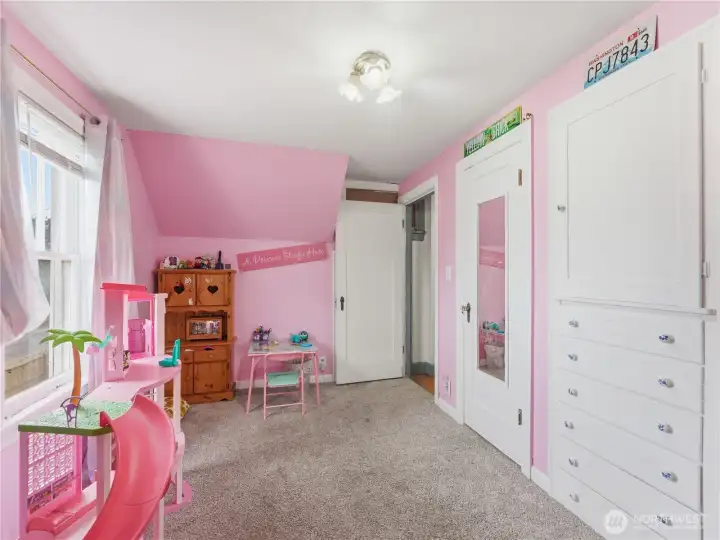 Upper level bedroom #4