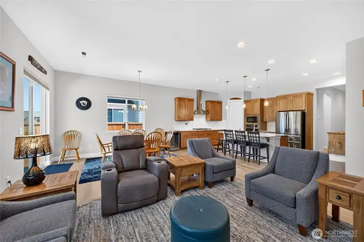 Lots of space in this home. Lots of space in this home.