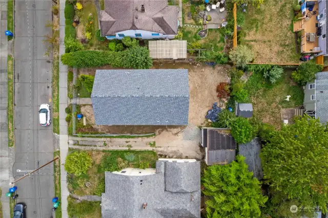 aerial view shared driveway nearest home