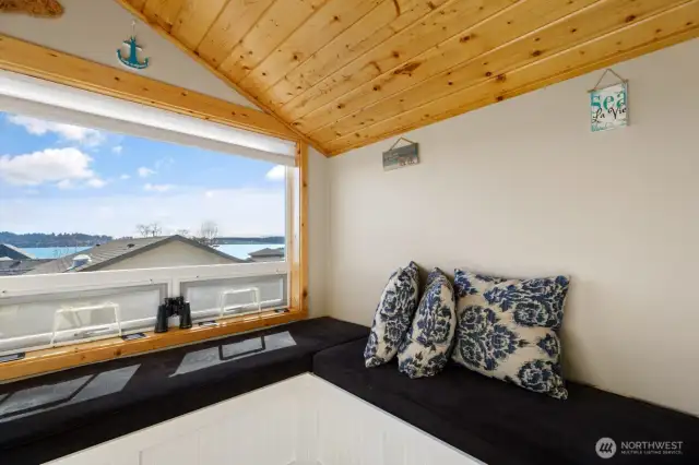 Finished space above the laundry room...perfect for your morning coffee!!