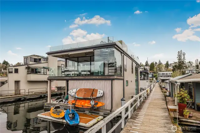 Room for all your water toys!  You can put the boat on this side instead if you prefer it to the front door side.