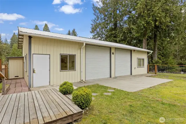 Shop with extra office space.