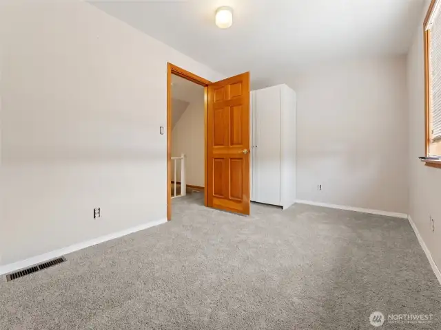 Other guest room.